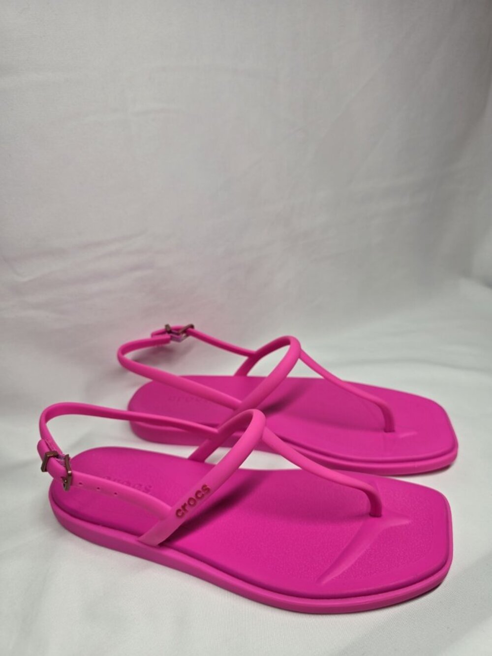 Crocs Miami Thong Sandals Hot Pink Crush Women 7 Adjustable Ankle Strap